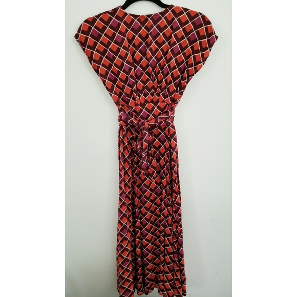 Forever 21 Tie-Front Geo Print Midi Dress - Picture 10 of 13